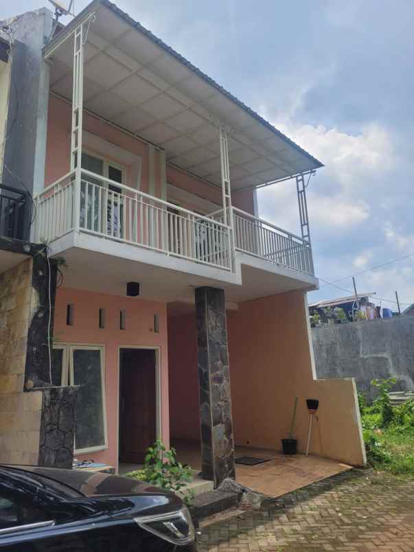 dijual villa murah kembangturi lawang malang