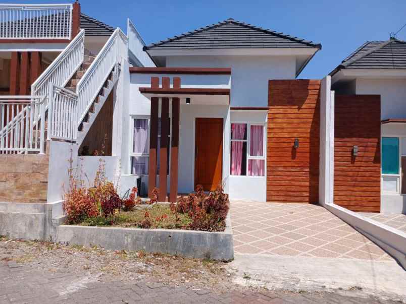 dijual villa pacet mojokerto jawa timur