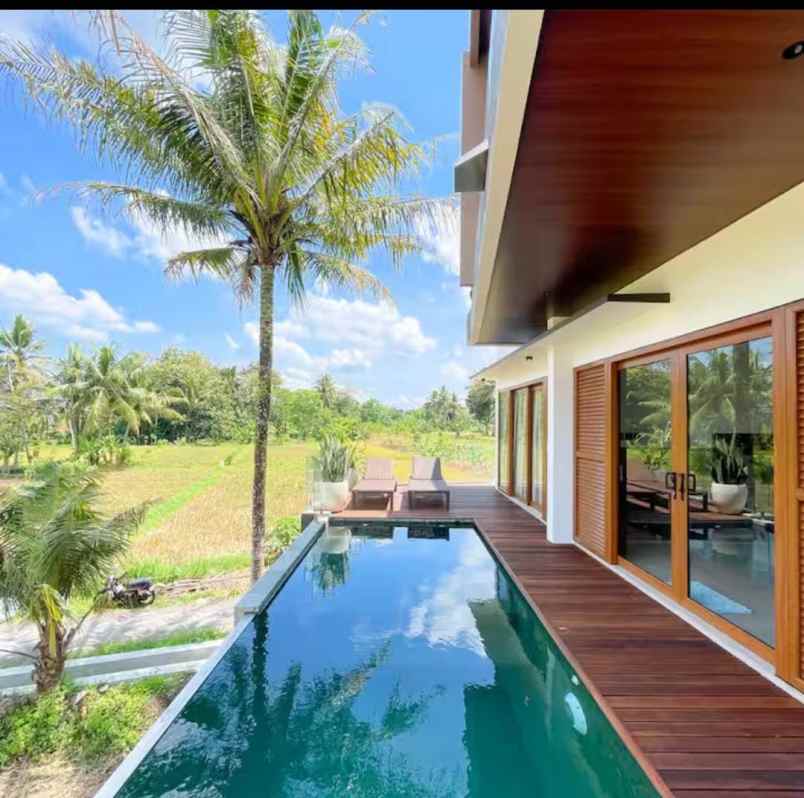 dijual villa pandowoharjo sleman yogyakarta