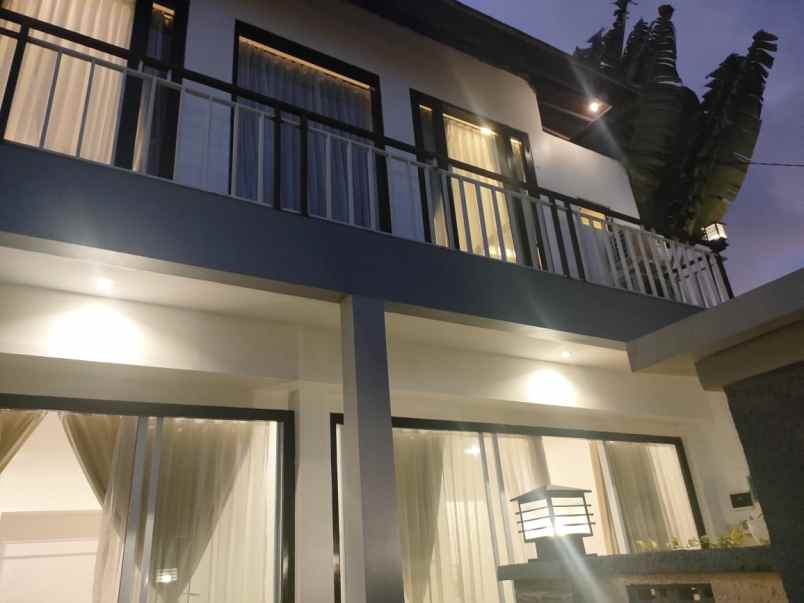 dijual villa ungasan