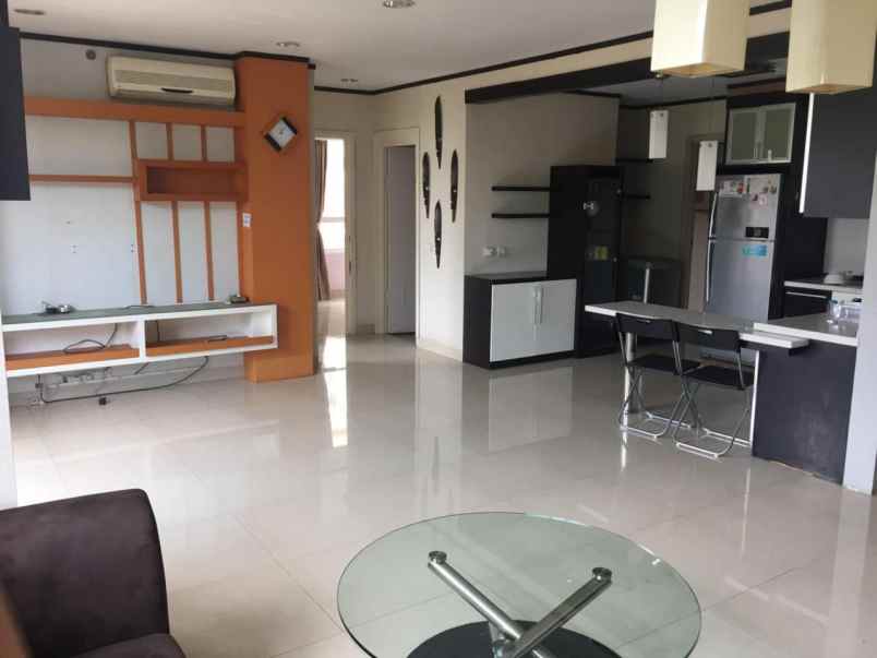 disewakan apartemen paladian park