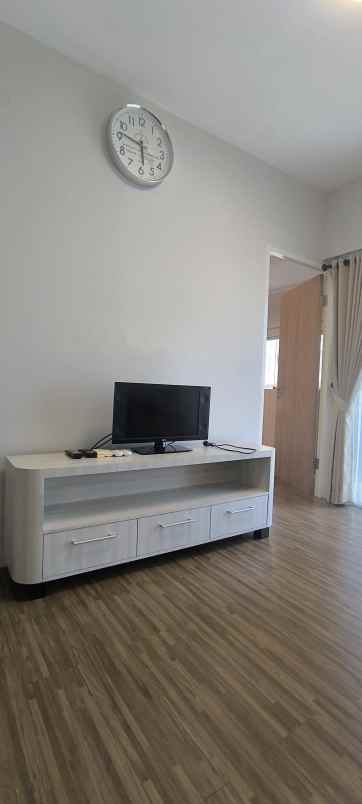 disewakan apartemen puncak bukit golf dukuh