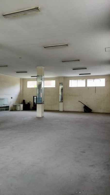 disewakan ruang usaha di jalan baru perjuangan bekasi