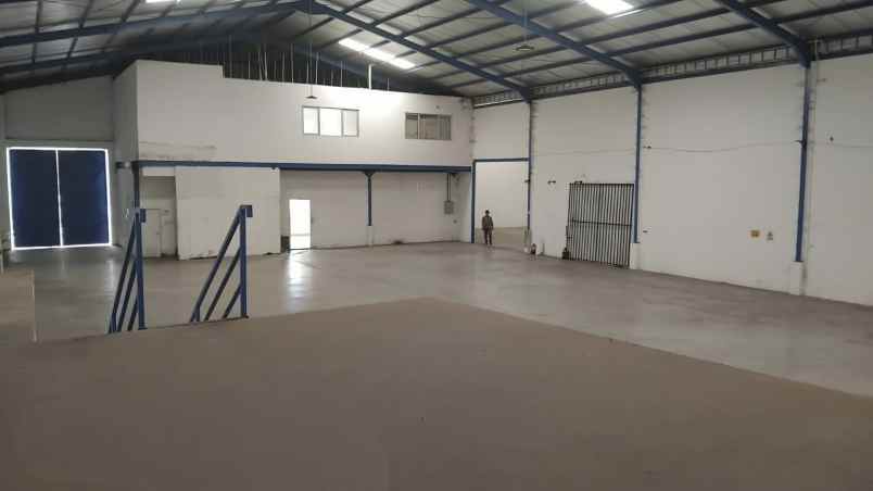 disewakan ruko gudang kantor delta silicon 2 cikarang