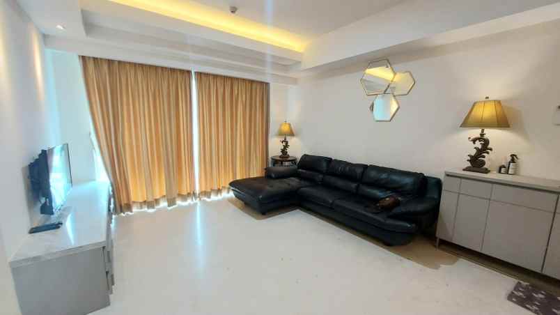 disewakan rumah apt the kensington kelapa