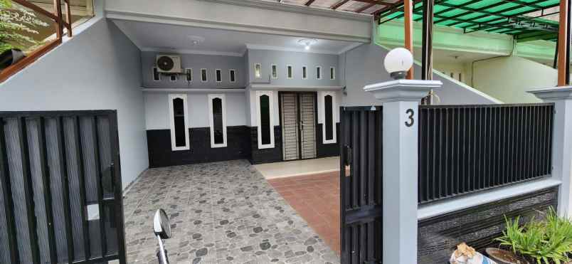 disewakan rumah baru renovasi duri kosambi jakarta b