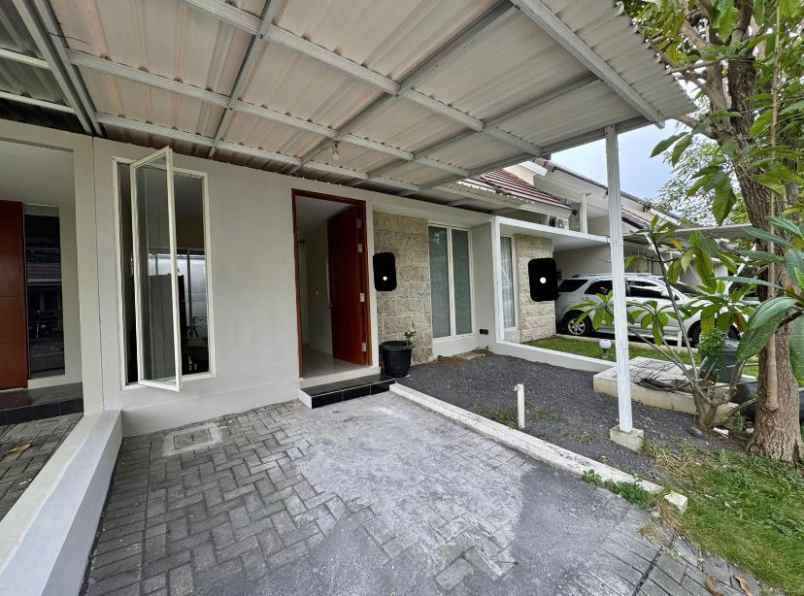 disewakan rumah citraland