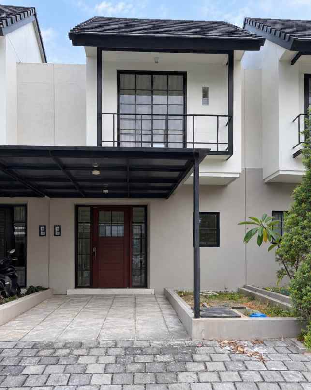 disewakan rumah graha natura sambikerep