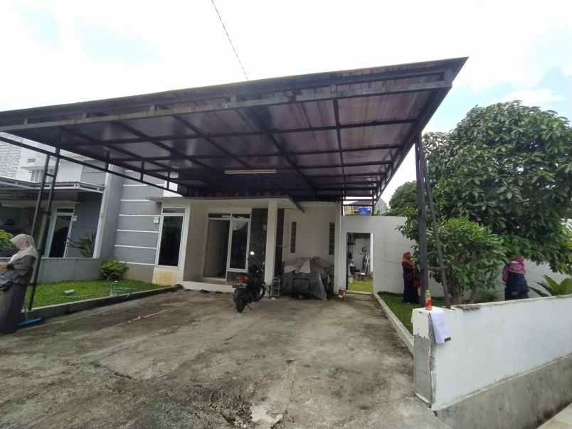 disewakan rumah jalan pesantren