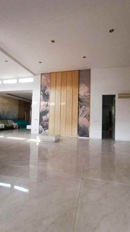 disewakan rumah kertomenanggal