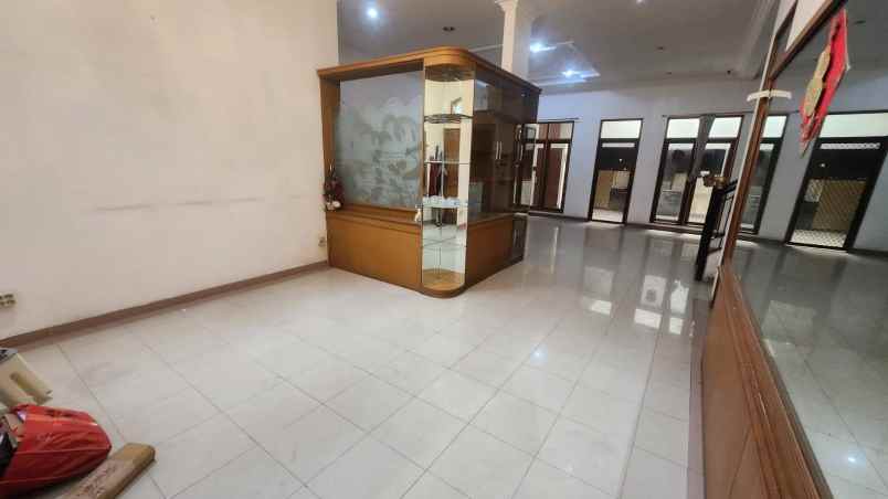 disewakan rumah pakuwon city