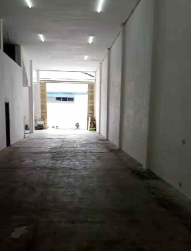 disewakan rumah raya kenjeran