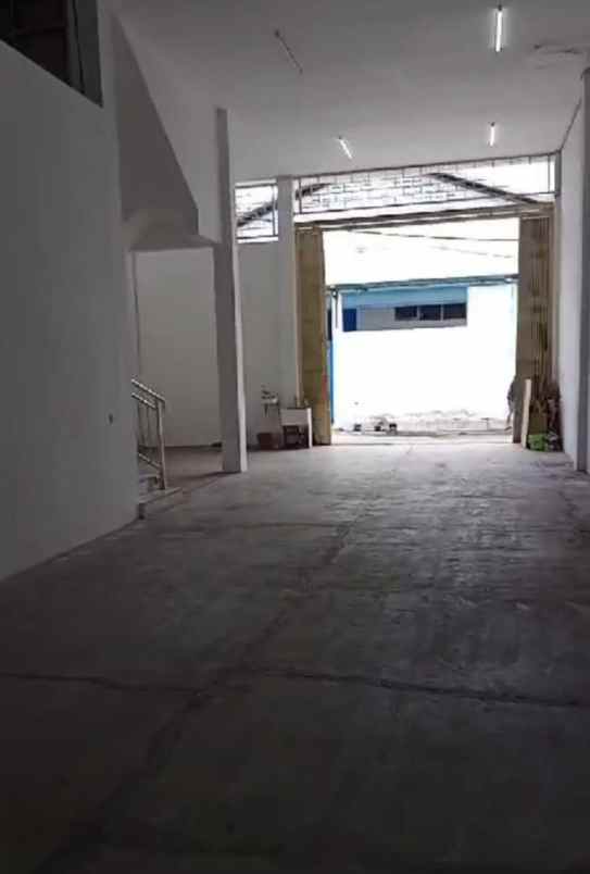 disewakan rumah raya kenjeran