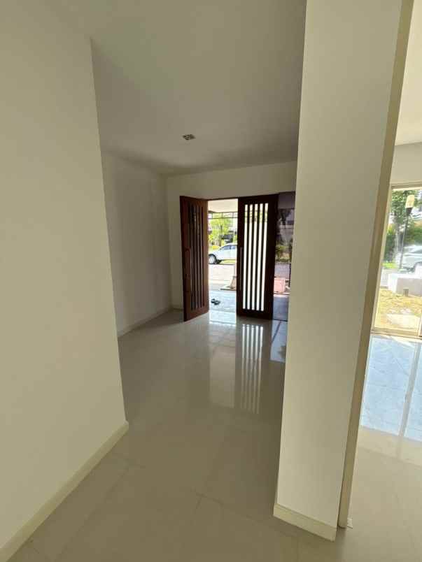 disewakan rumah royal residence cluster