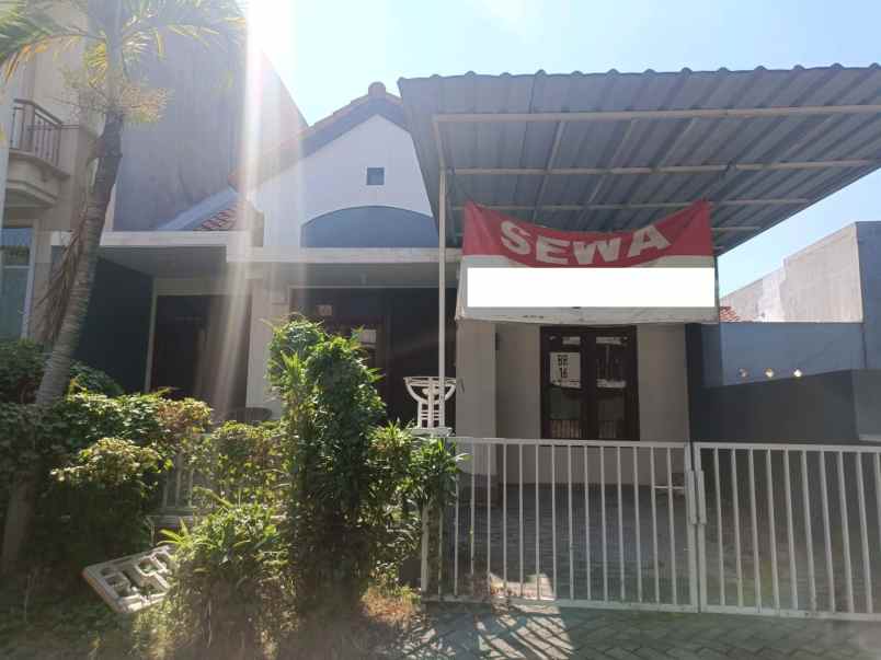 disewakan rumah taman puspa raya