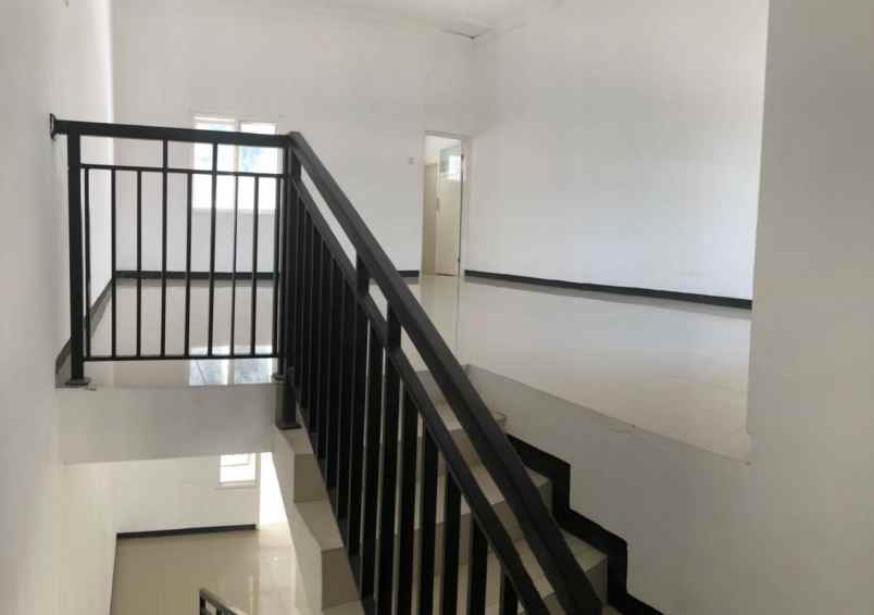 disewakan rumah villa kalikepiting 125