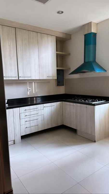 for rent town house pakubuwono