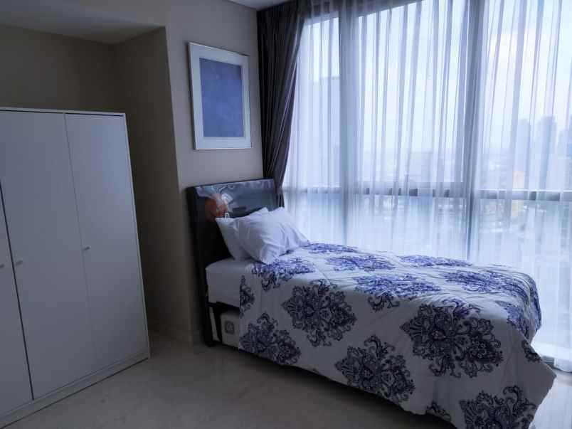 for sale apartment the orchard ciputra world 2