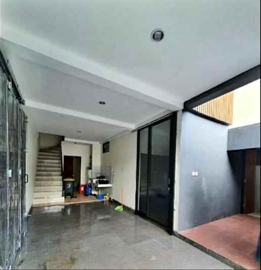 for sale modern urban house at duren tiga jaksel