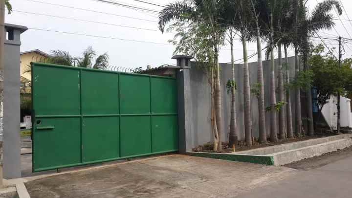 gudang dan rumah tinggal candi sidoarjo