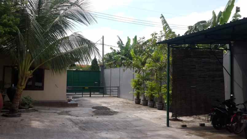 gudang dan rumah tinggal candi sidoarjo