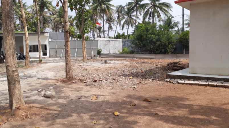 gudang di teluk naga tangerang banten