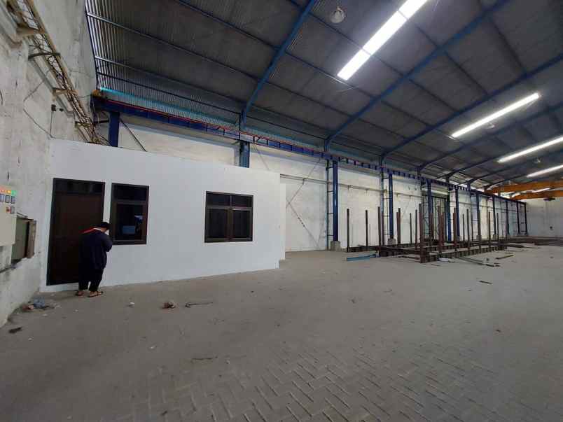 gudang margomulyo permai surabaya siap pakai