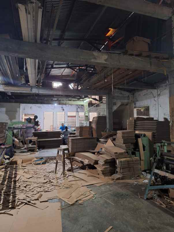 gudang siap pakai jejer 2 di medokan asri