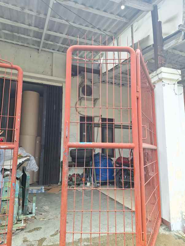 gudang siap pakai jejer 2 di medokan asri