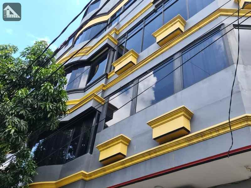 hotel 50 kamar omzet bagus di cideng jakarta pusat