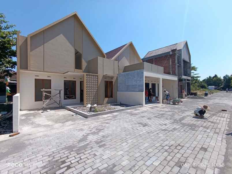 hunian modern kartasura shm ready free biaya legalitas