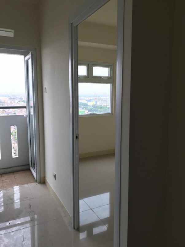 jual apartemen 2 kamar kosongan di green pramuka city