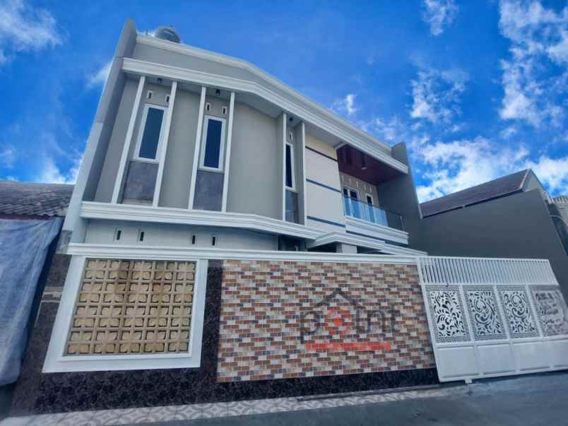 jual cepat rumah baru mewah lux di manahan solokota