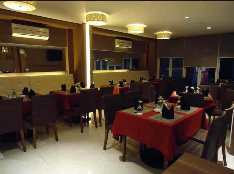 jual hotel butik 3 lantai di makassar masih aktif