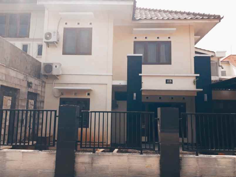 jual rumah bagus di banyumanik