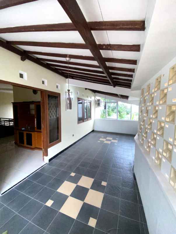 jual rumah bagus di banyumanik