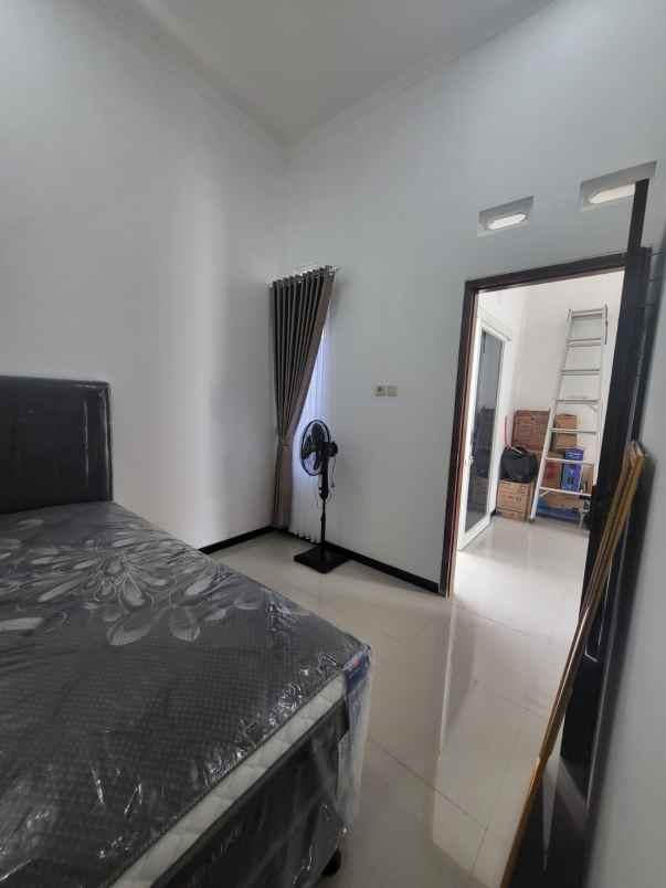 jual rumah baru full furnished ungaran semarang