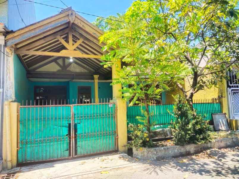 jual rumah di kebraon wiyung