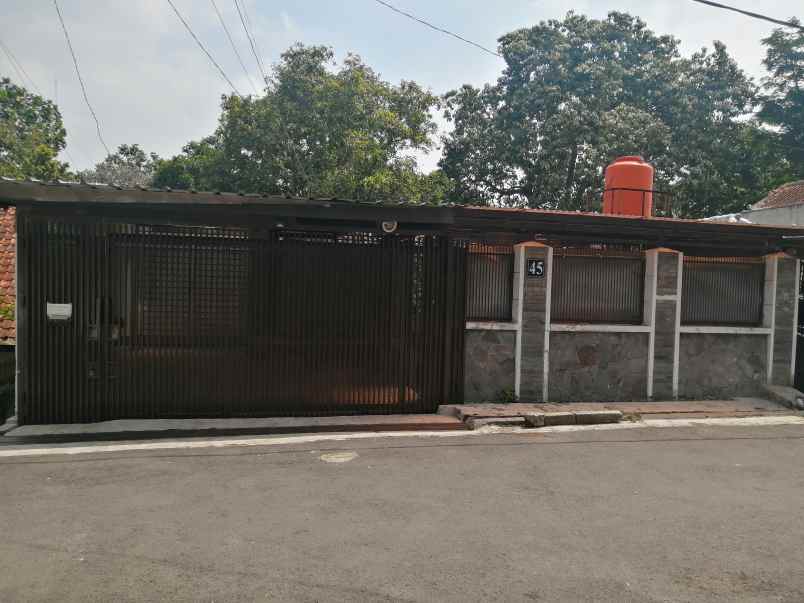 jual rumah di kota bandung strategis sayap pasteur