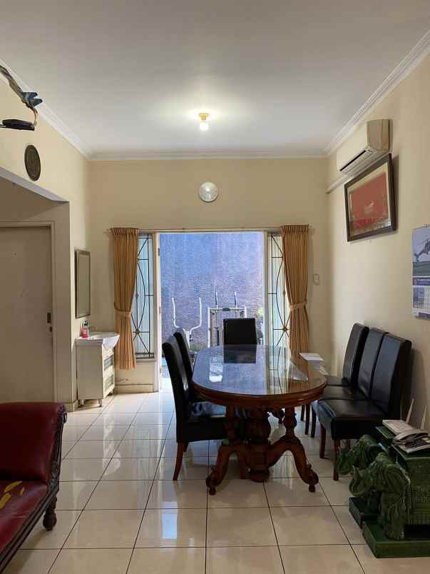 jual rumah di kota baru parahyangan tatar pitaloka