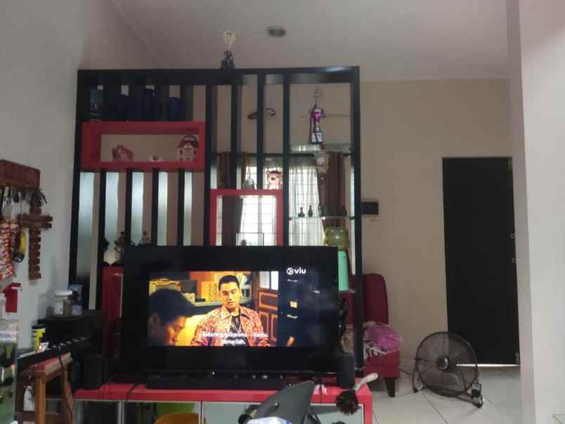 jual rumah furnished taman palem lestari jak bar