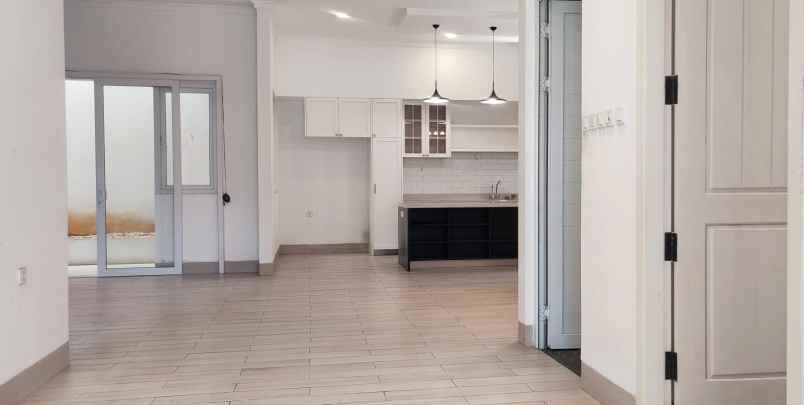 jual rumah hook rapi taman semanan indah jak bar