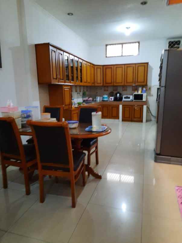 jual rumah pungkur bandung dekat alun alun pusat kota