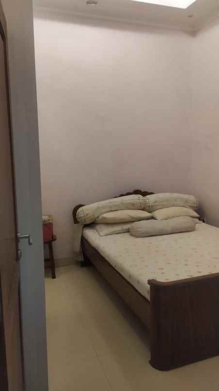 jual rumah semi furnished metro permata 1 jkt