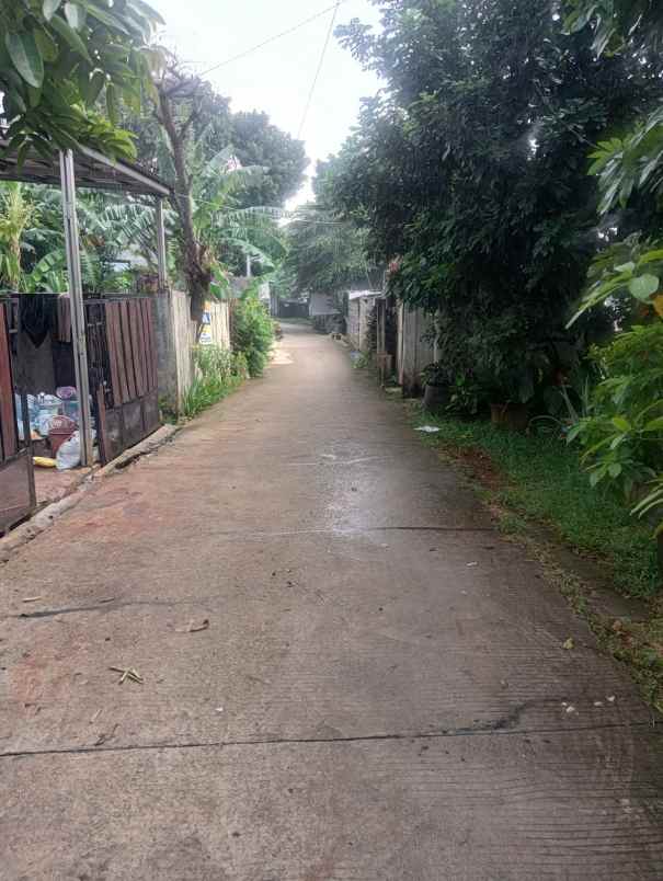 kavling disebelah toko daging nusantara gdc