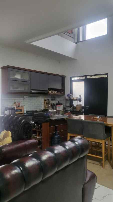 mewah rumah hook 2 lantai dekat pemkab bandung soreang