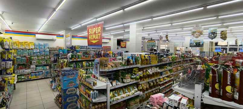 ruang usaha strategis di pasar rebo jakarta timur