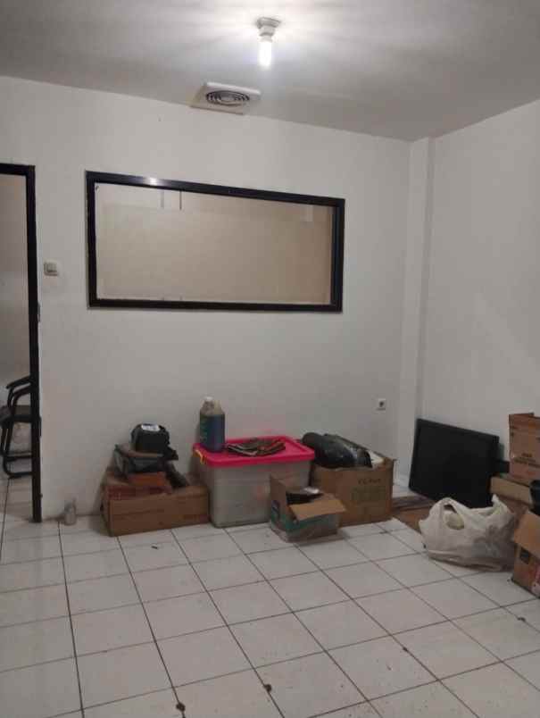 ruko dikontrakkan cepat di menteng dalam