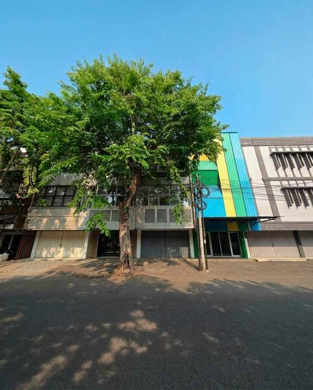ruko manyar kertoarjo strategis 3 lantai 5x17 hgb 3 8m
