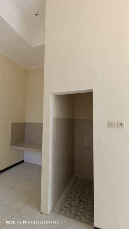 rumah 1 lantai lokasi dekat terminal mulyorejo